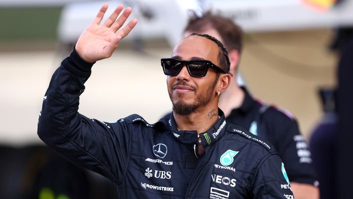Lewis Hamilton to Join Ferrari in 2025