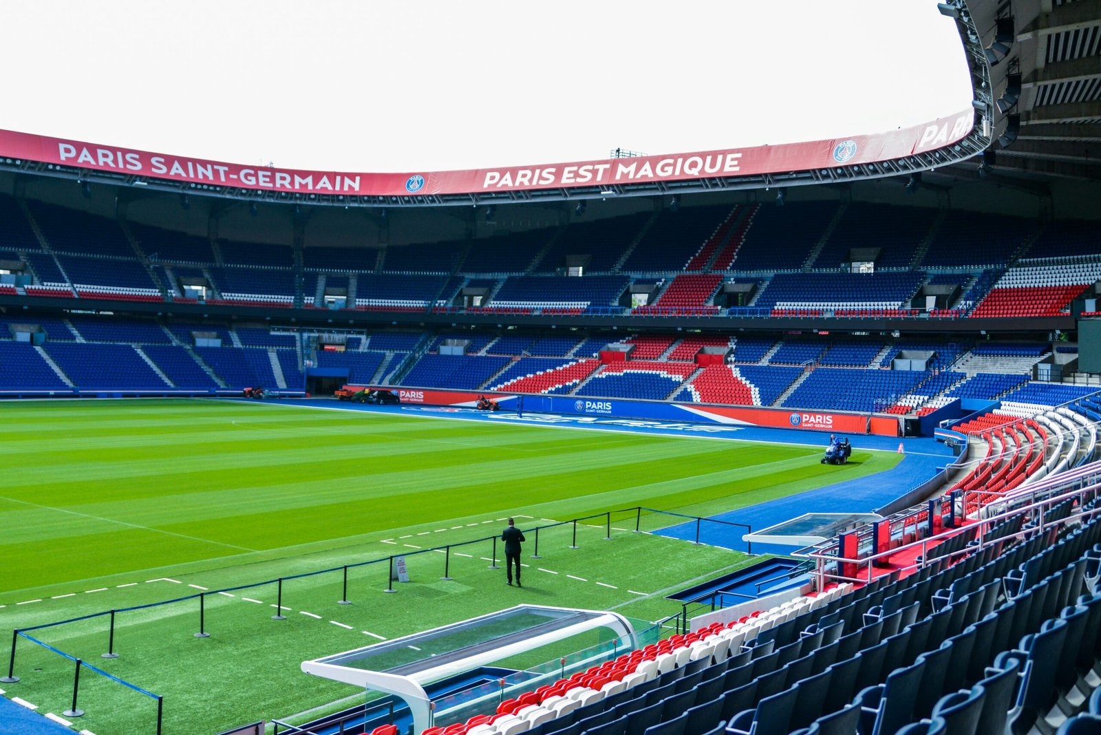 Paris Saint-Germain vs Barcelona