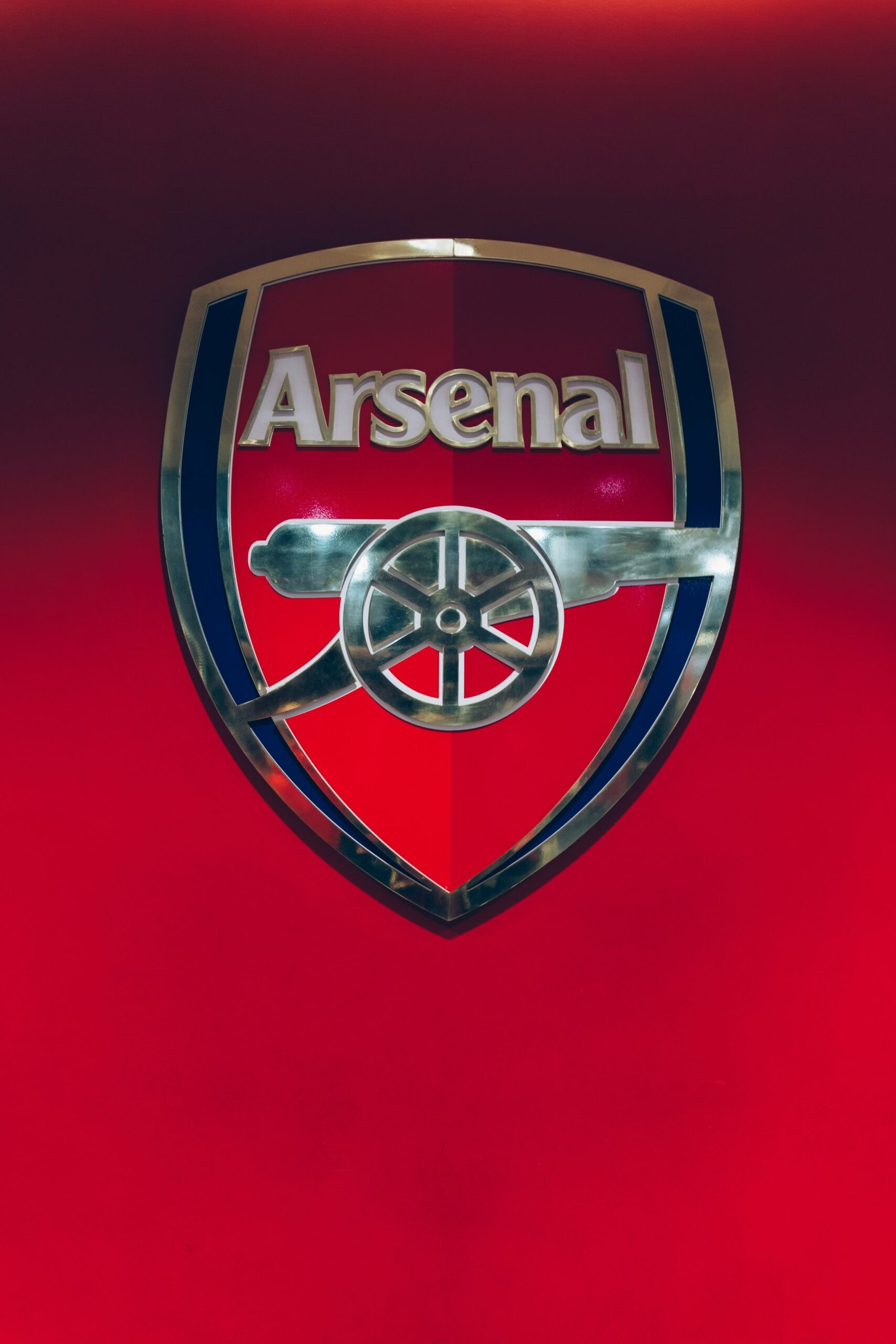 Arsenal Maintains Title Challenge With Routine Victory Over Luton Town