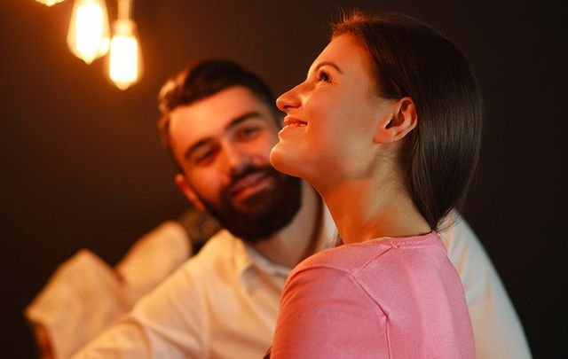 Cheesy Pick Up Lines to Make Men Smile